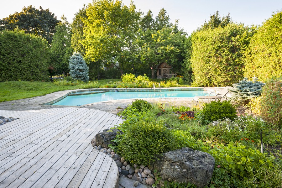 Perfect Wood Pool Deck